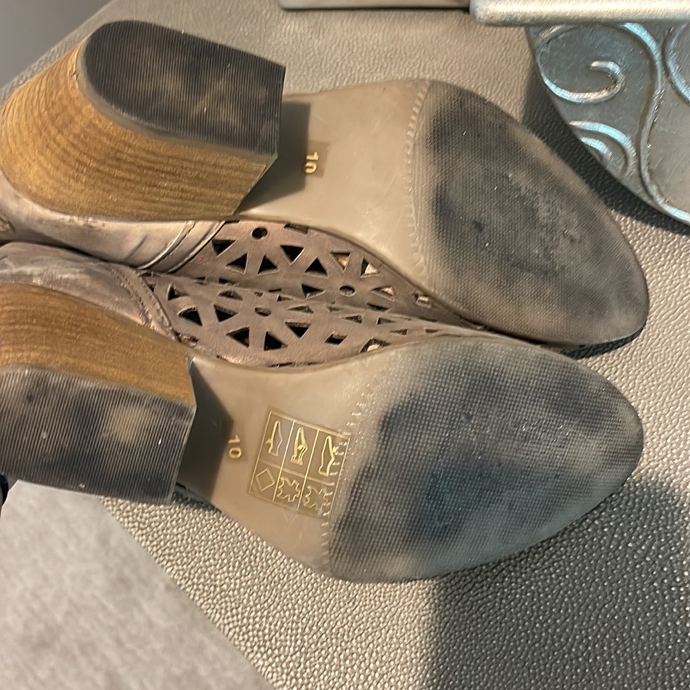 Laser cut distressed booties - Picture 6 of 8